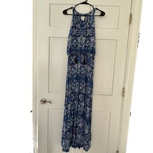 LIKE NEW - NEVER WORN Floor Length Maxi Dress